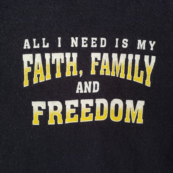 All I Need is My Faith, Family, and Freedom T-Shirt Black 100% Cotton Size XL - Picture 2 of 5